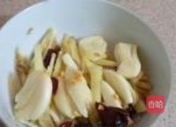无头鱼炖豆腐的做法图解2