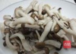 多彩蟹味菇的做法图解2