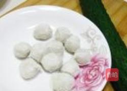 黄瓜炒鱼丸的做法图解1