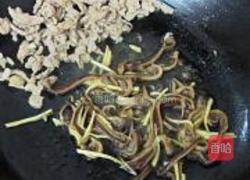 鹰嘴豆鱿鱼丝小炒的做法图解13