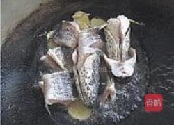 乌鱼炖豆腐的做法图解6