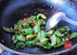 酱爆椒丁的做法图解7