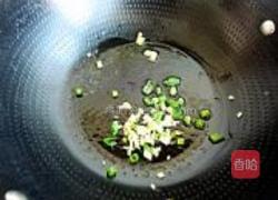 芹菜炒面筋的做法图解4