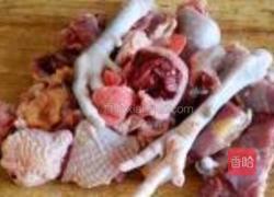 笨雞燉虎皮鵪鶉蛋的做法圖解1