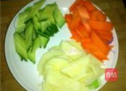 清炒蔬菜五宝的做法图解1