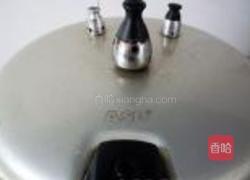 蜜汁桂花糯米藕的做法图解10