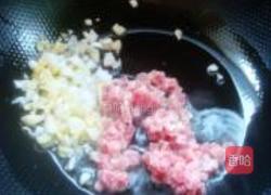 双瓜肉末炸酱面的做法图解4