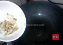 沙姜焖鸭掌鸭翅的做法图解2