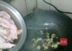 沙姜焖鸭掌鸭翅的做法图解3