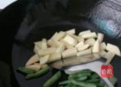 四季豆烧土豆的做法图解4