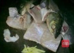 酥脆草鱼块的做法图解2