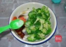 西兰花拌蘑菇的做法图解8