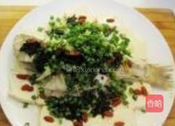 橄榄菜蒸鲈鱼的做法图解6