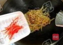 泡菜西芹牛柳的做法图解8