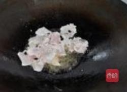 大蒜炒黑鱼片的做法图解7