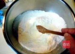 蘑菇培根比萨蛋糕的做法图解1