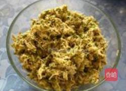 槐花猪肉水饺的做法图解4