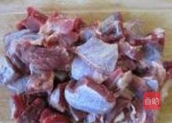 咖喱牛腩燜土豆的做法圖解1