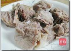 土黄鳝炖排骨的做法图解1