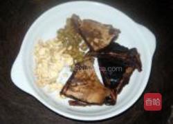 石斛灵芝炖鸡汤的做法图解2