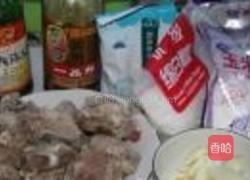 糖醋排骨的做法图解1