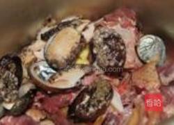 鲍鱼炖鸭肉的做法图解4