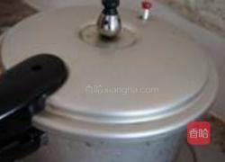 鲍鱼炖鸭肉的做法图解6