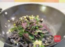 紫苏炒田螺的做法图解6