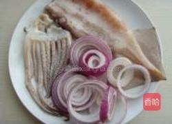 蒜香烧烤鱿鱼的做法图解2