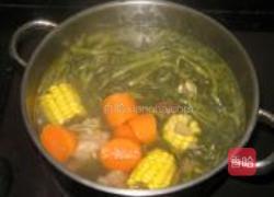 西洋菜煲猪骨汤的做法图解5