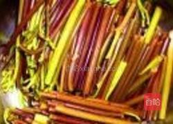 蕨菜炒回锅肉的做法图解3