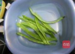 排骨炖豆角的做法图解2