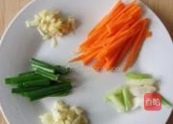 肉烩豆腐片的做法图解2