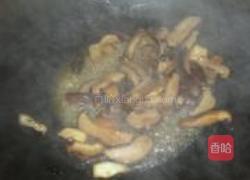 西芹炒香菇的做法图解10