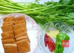 芹菜香干的做法图解1