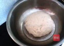 芹菜肉包子的做法图解2