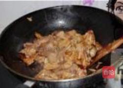 滑子菇炒翅尖的做法图解3