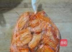 新奥尔良料烤鸡翅中的做法图解3