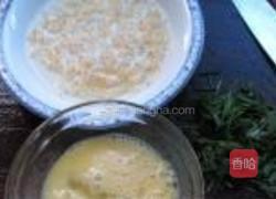 野葱虾皮炒蛋的做法图解2