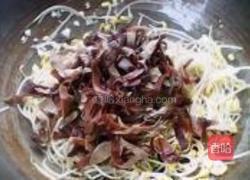 黄豆芽炒木耳的做法图解9