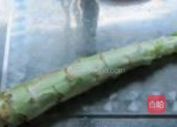 凉拌莴苣丝的做法图解1