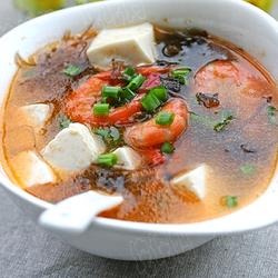 紫晶藻鲜虾豆腐汤的做法[图]