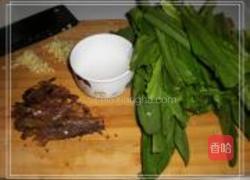 豆豉鲮鱼油麦菜的做法图解2