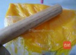 奶香玫瑰馒头的做法图解2