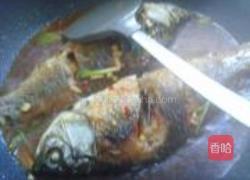 蒜香鲫鱼的做法图解5
