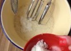 戚风蛋糕卷的做法图解7