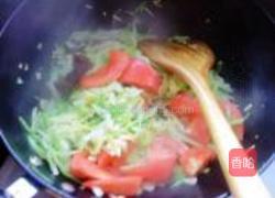 番茄木耳卷心菜的做法图解8