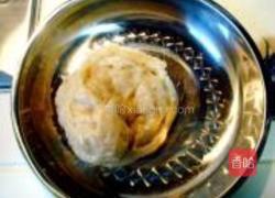 金箱白玉红嘴绿鹦哥的做法图解6