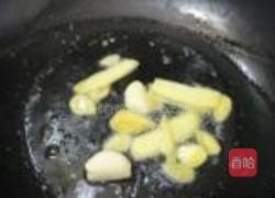 紫苏豆腐煮鱼的做法图解2