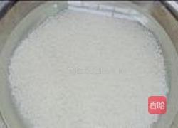 蜜枣甜粽的做法图解1